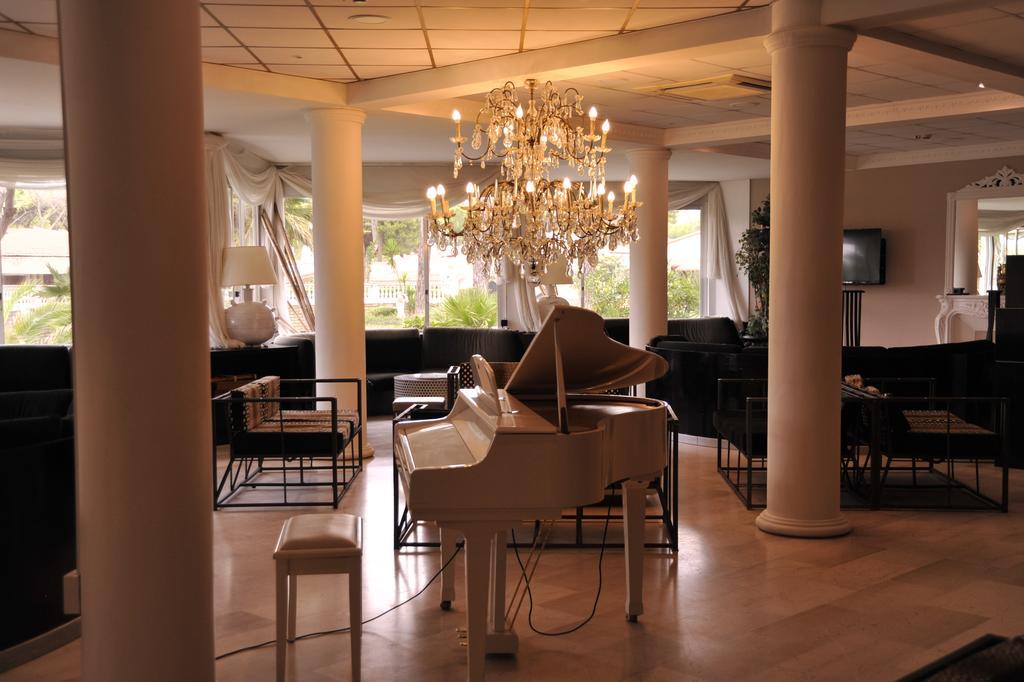 Domizia Palace Hotel Baia Domizia Zewnętrze zdjęcie